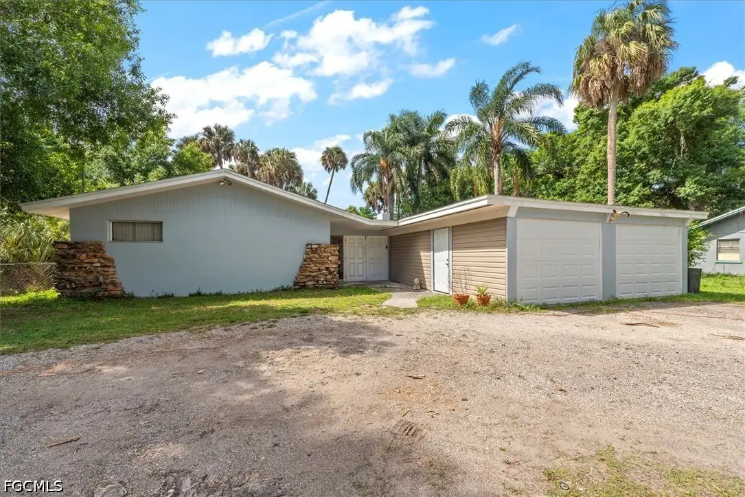 319 W Mariana Avenue, North Fort Myers, FL 33903 - #1
