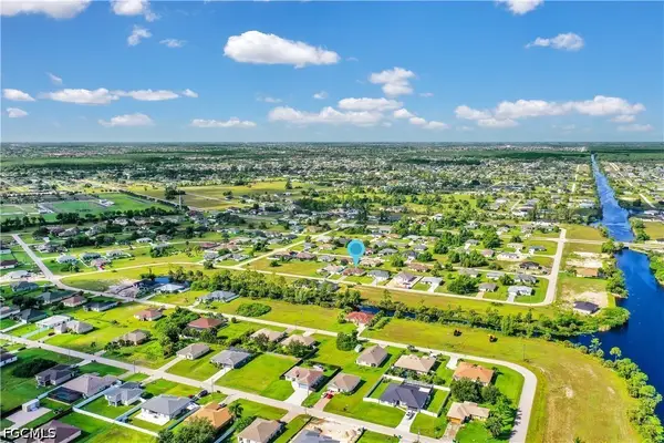 4128 NE 21st Avenue, Cape Coral, FL 33909