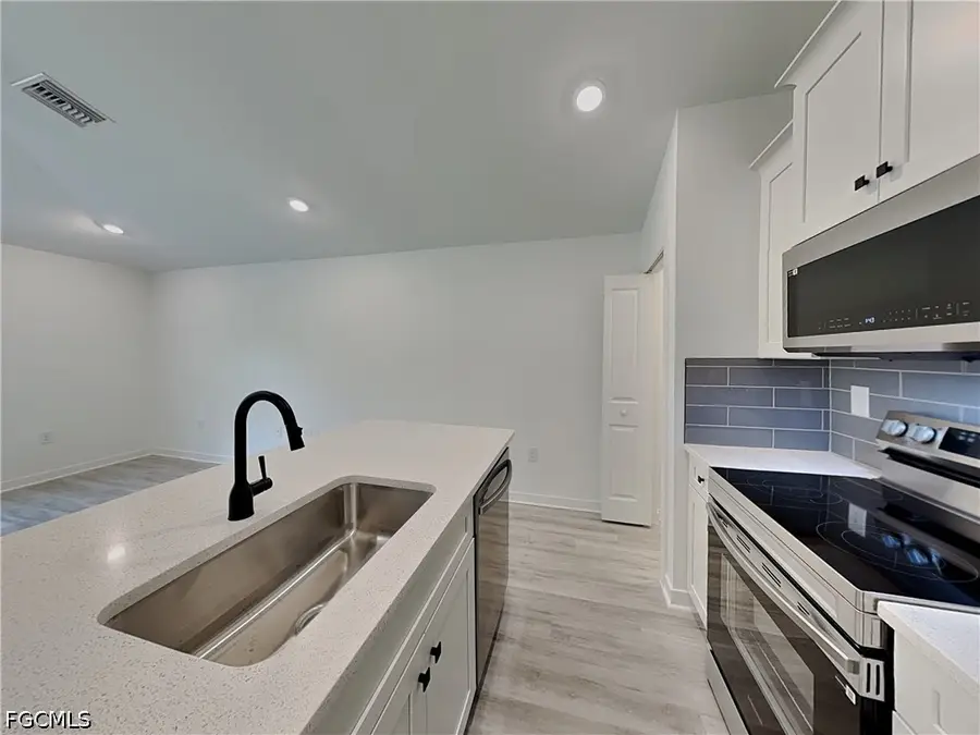 3201 23rd Street Sw, Lehigh Acres, FL 33971 - #3