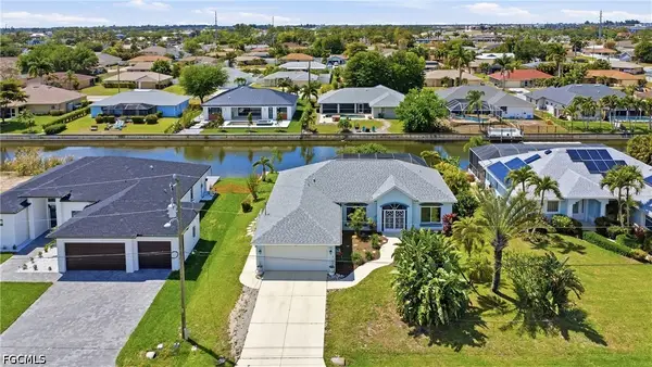 218 SE 2nd Avenue, Cape Coral, FL 33990
