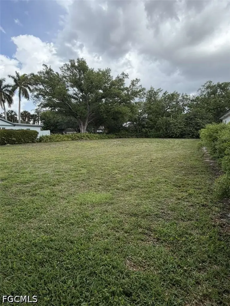 3427 Avocado Drive, Fort Myers, FL 33901 - #2