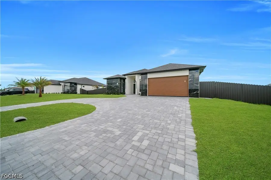 2026 Santa Barbara Boulevard N, Cape Coral, FL 33993 - #3