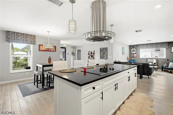 2124 Saint Croix Avenue, Fort Myers, FL 33905