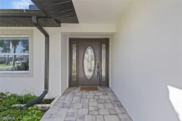 2232 SE 27th Street, Cape Coral, FL 33904