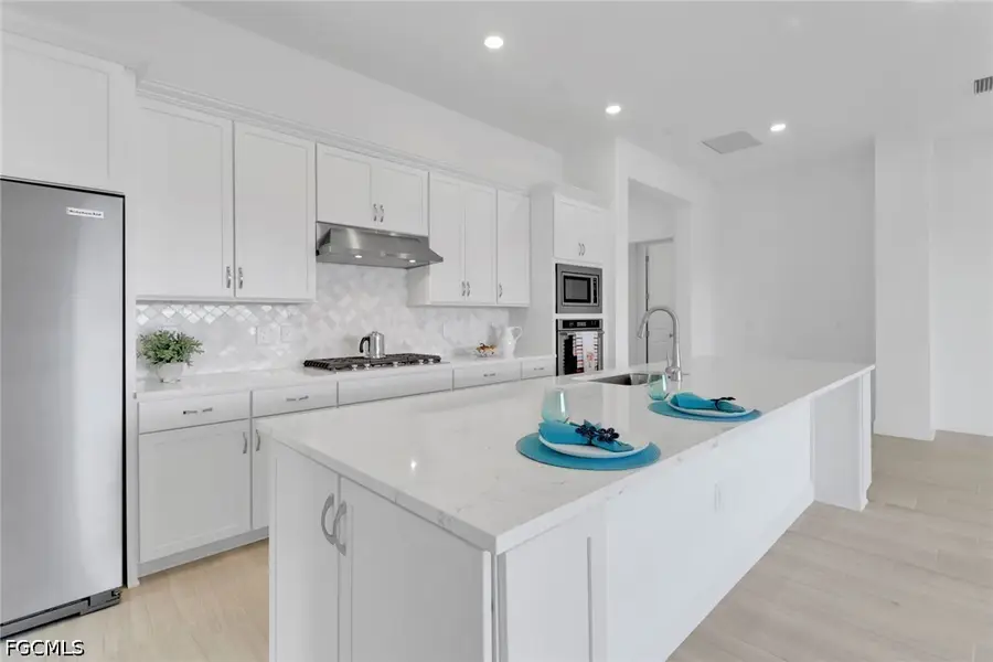 1856 Terreno Boulevard, Naples, FL 34120 - #3