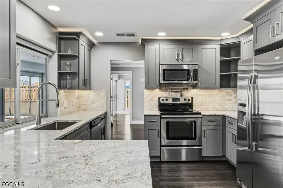 629 SW 22nd Street, Cape Coral, FL 33991 - #2