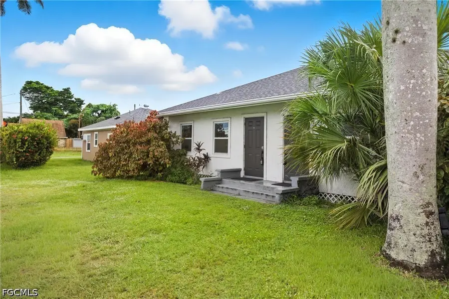 25 Cypress Street, North Fort Myers, FL 33903 - #3