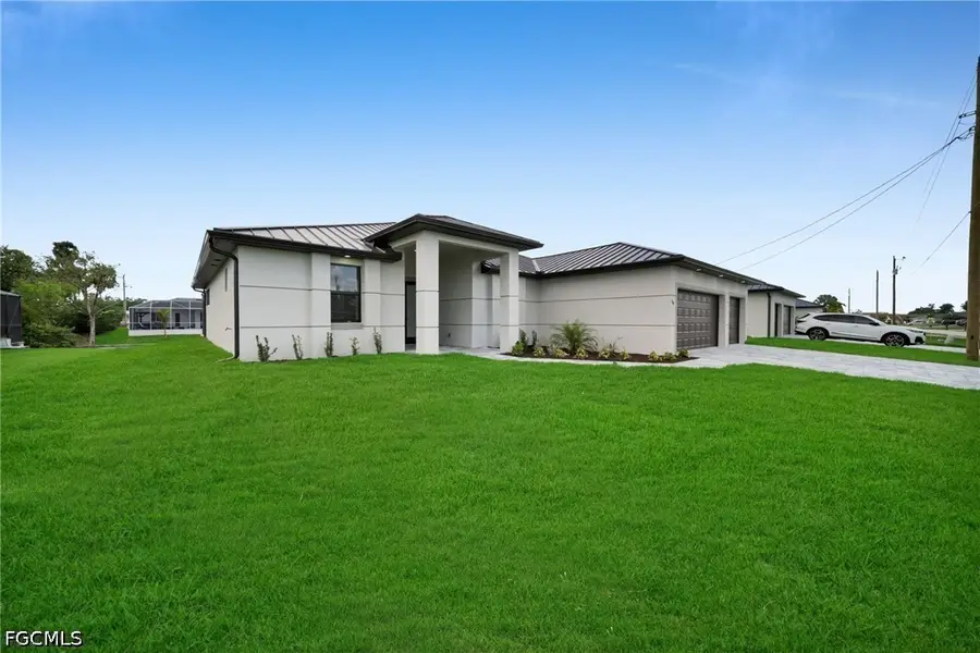 38 NE 8th Place, Cape Coral, FL 33909 - #3