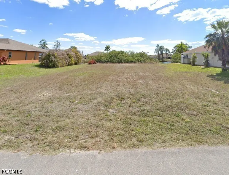 1116 NE 44th Lane, Cape Coral, FL 33909 - #3