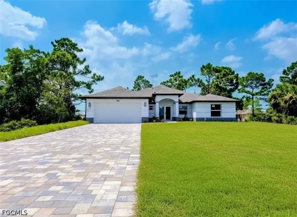 798 Bell Boulevard S, Lehigh Acres, FL 33974