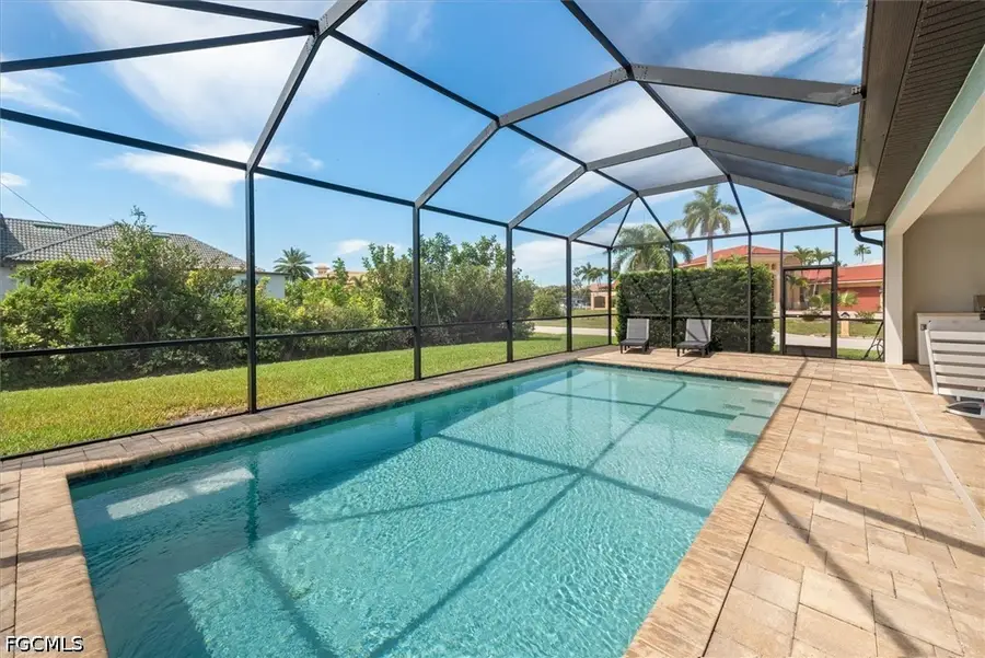 2214 Cape Coral Parkway W, Cape Coral, FL 33914 - #2