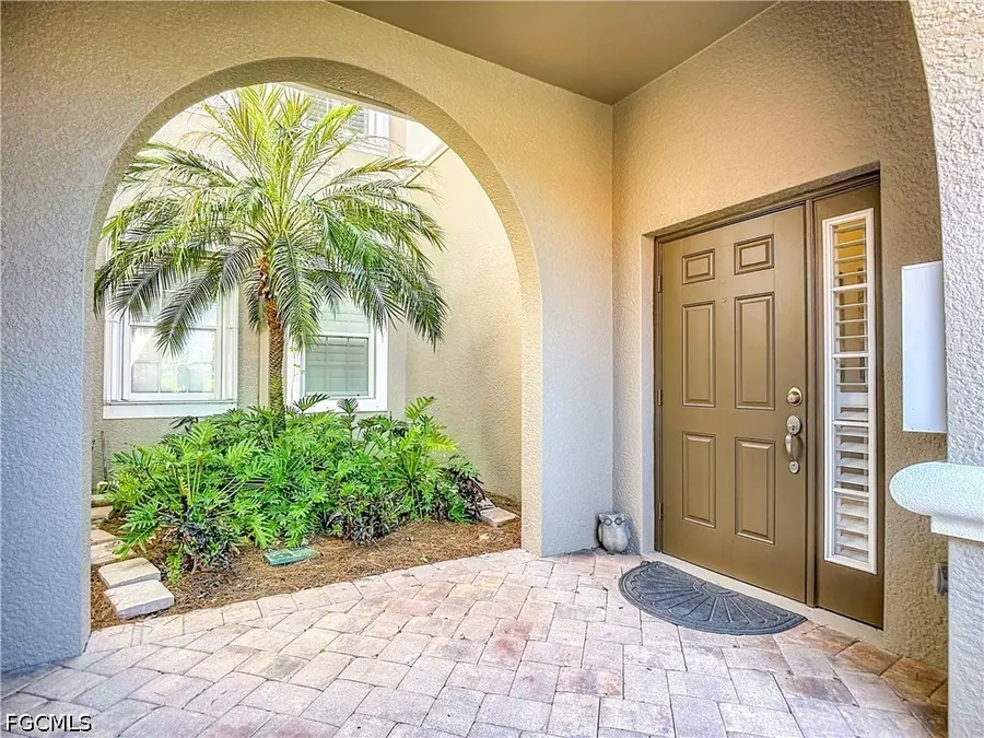 10300 Glastonbury Circle #202, Fort Myers, FL 33913 - #3