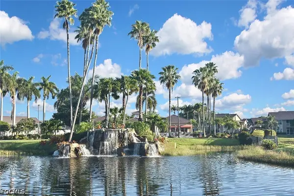 15065 Cloverdale Drive, Fort Myers, FL 33919