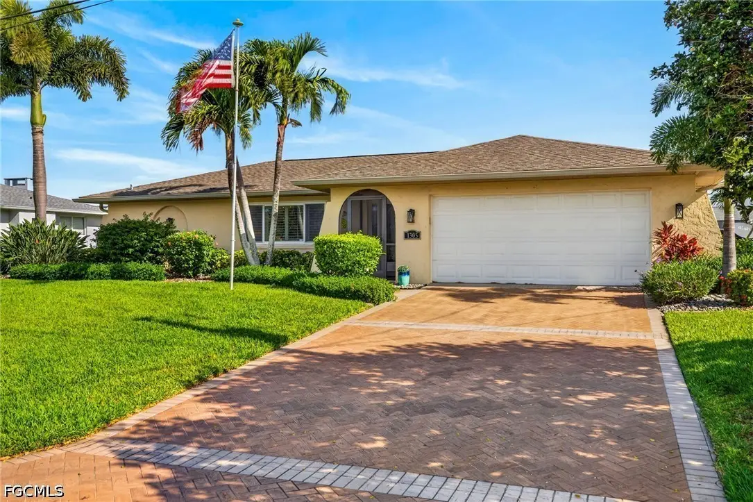 1305 SE 14th Street, Cape Coral, FL 33990 - #1