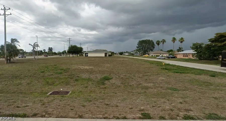 2008 NE 16th Place, Cape Coral, FL 33909 - #2