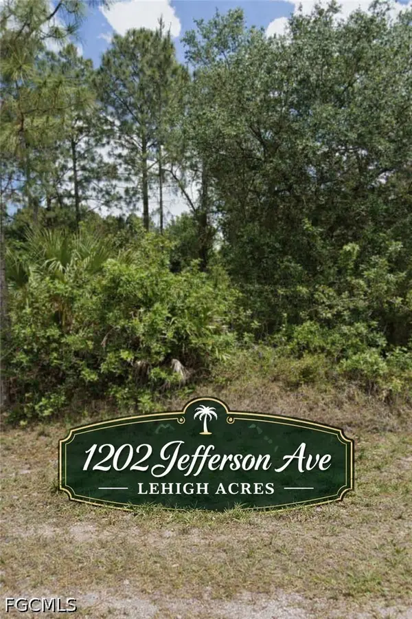 1202 Jefferson Avenue, Lehigh Acres, FL 33972