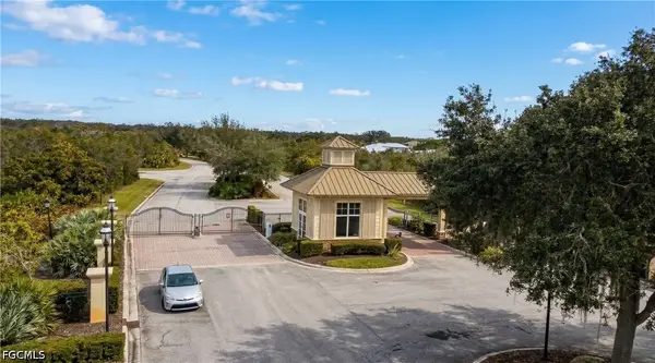 22820 Yellow Button Lane, Alva, FL 33920