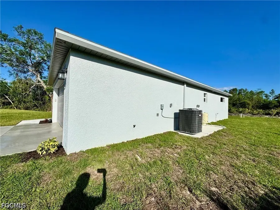 719 Ledge Street, Lehigh Acres, FL 33972 - #3
