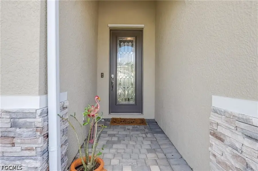 4392 Lemongrass Drive, Fort Myers, FL 33916 - #3