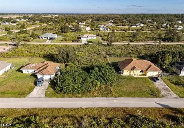 2710 69th Street W, Lehigh Acres, FL 33971