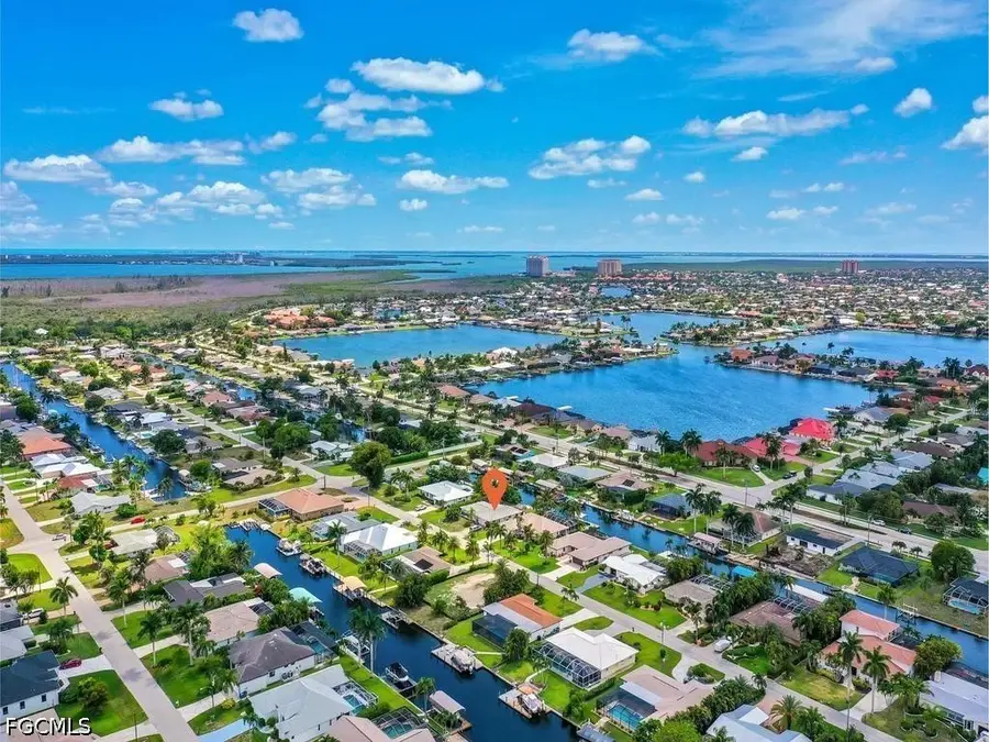 5204 SW 3rd Avenue, Cape Coral, FL 33914 - #2