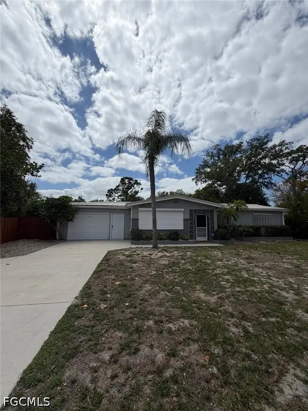 7386 Pine Drive, Fort Myers, FL 33967