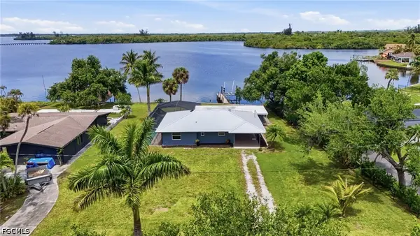 4867 E Riverside Drive, Fort Myers, FL 33905