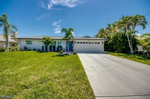 2903 SE 10th Avenue, Cape Coral, FL 33904