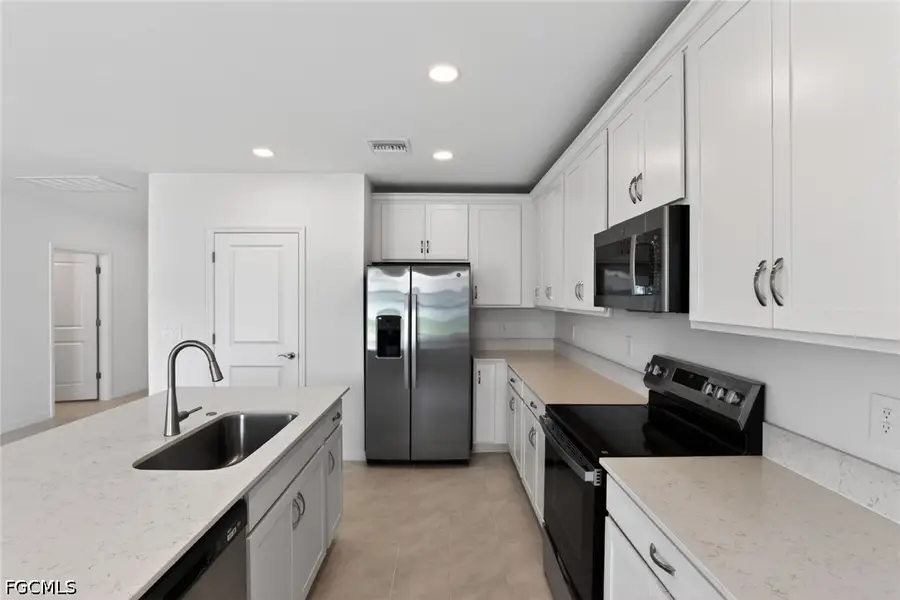 243 Lakeside Breeze Way, Lehigh Acres, FL 33936 - #2