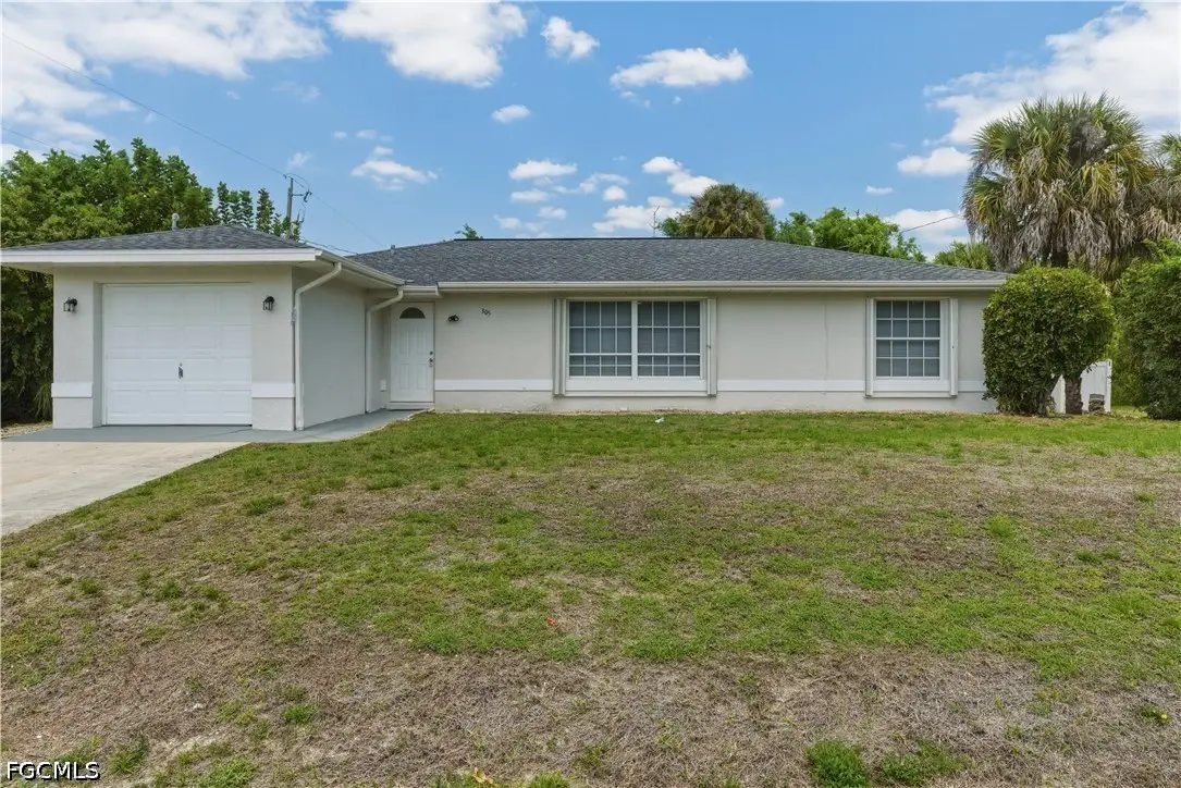 305 E 5th Street, Lehigh Acres, FL 33972 - #1