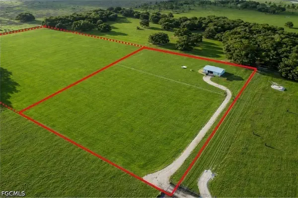 595 Norris Rd, Labelle, FL 33935