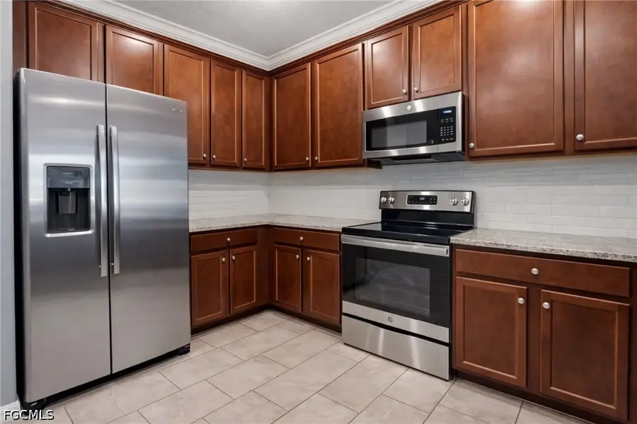 2519 Vine Avenue, Naples, FL 34120 - #3