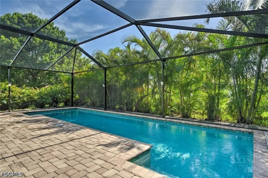 4521 SW 10th Avenue, Cape Coral, FL 33914 - #2