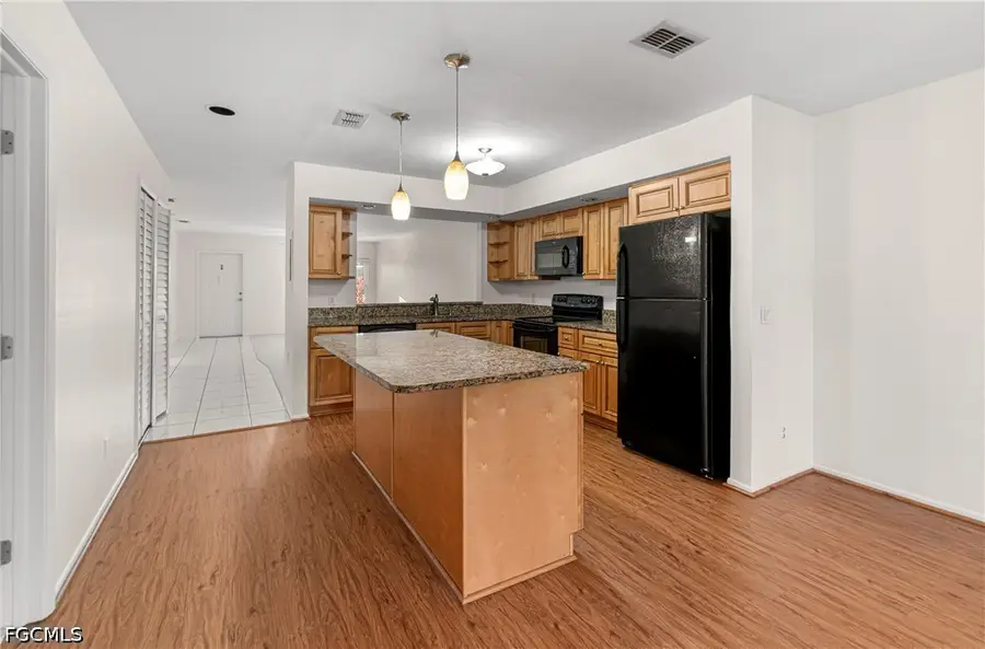 8302 Charter Club Circle #6, Fort Myers, FL 33919 - #2