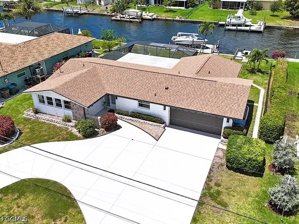 4520 SE 1st Place, Cape Coral, FL 33904