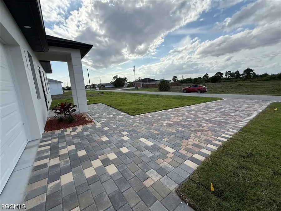 180 Pembroke Street, Lehigh Acres, FL 33974 - #3