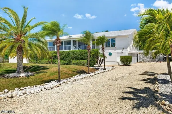 5866 Tahiti Drive, Bokeelia, FL 33922