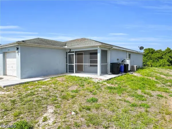 1132/1134 Ichabod Avenue, Lehigh Acres, FL 33973