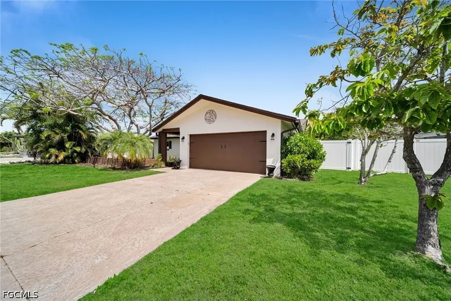 873 Hofstra Drive, Fort Myers, FL 33919 - #3