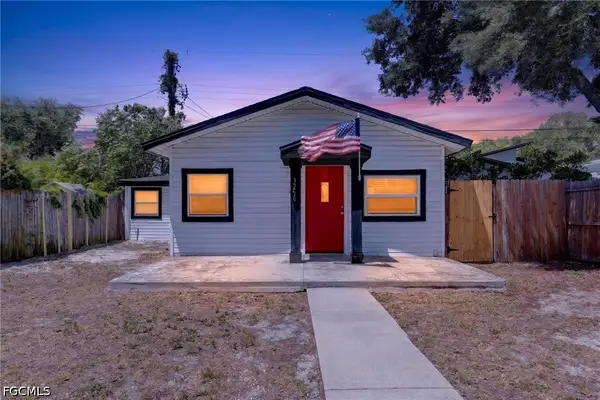 3250 Prescott Street N, St Petersburg, FL 33713