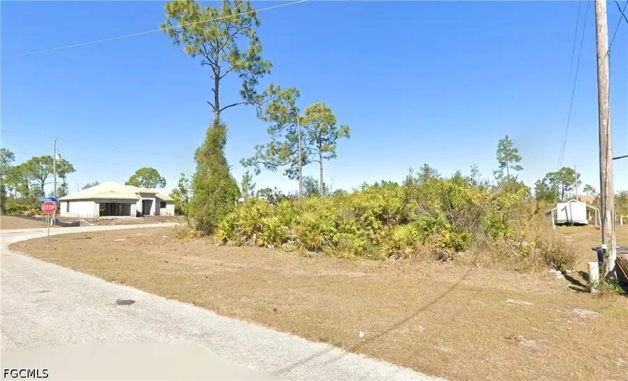 635 Chambers Street E, Lehigh Acres, FL 33974 - #2