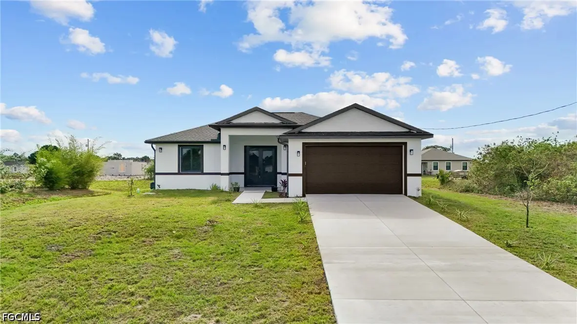 8033 Oakleaf Circle, Labelle, FL 33935 - #1