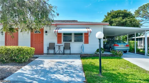 45 Desert Candle Circle, Lehigh Acres, FL 33936