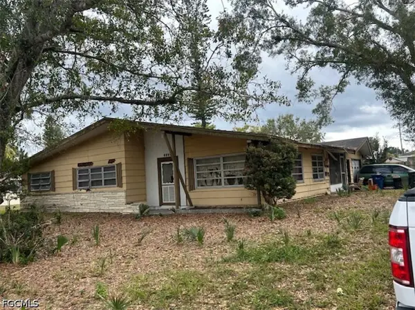 4444 Webber Street, Sarasota, FL 34232