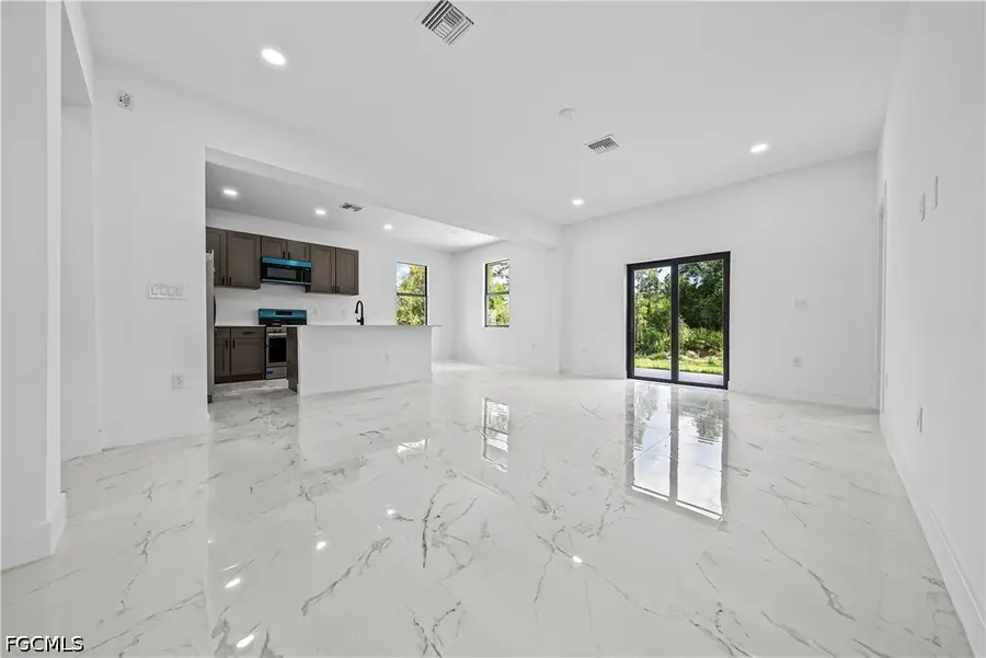 2509 52nd Street W, Lehigh Acres, FL 33971 - #2