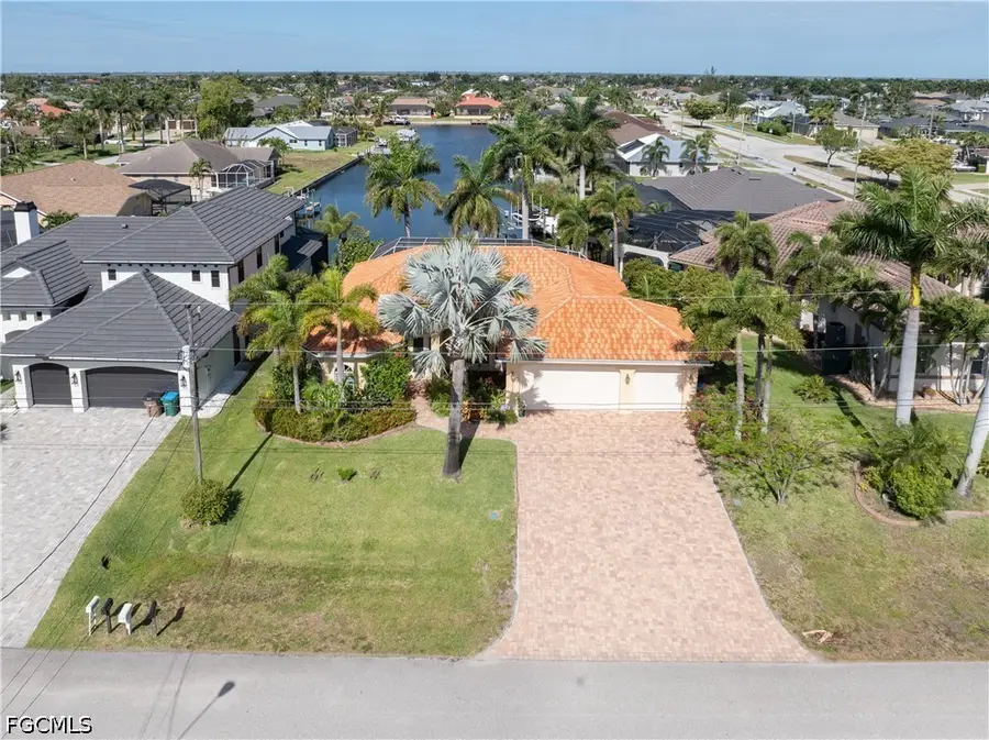 4228 SW 23rd Place, Cape Coral, FL 33914 - #3