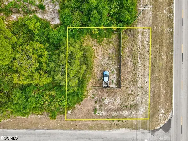 3102 47th Street Sw, Lehigh Acres, FL 33976