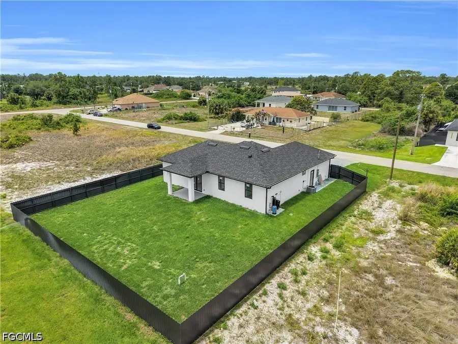 913 Mildred Avenue S, Lehigh Acres, FL 33974 - #3