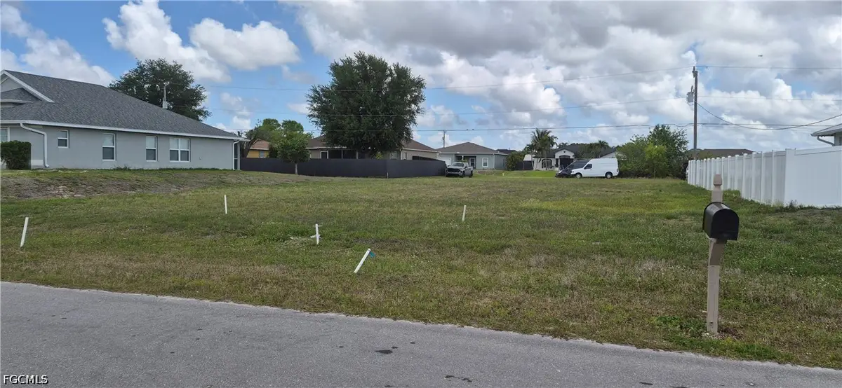 109 NE 11th Terrace, Cape Coral, FL 33909 - #1