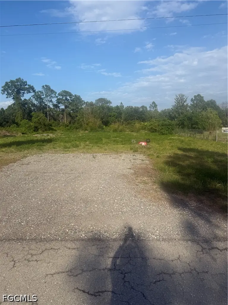 322 Wellington Avenue, Lehigh Acres, FL 33936 - #2